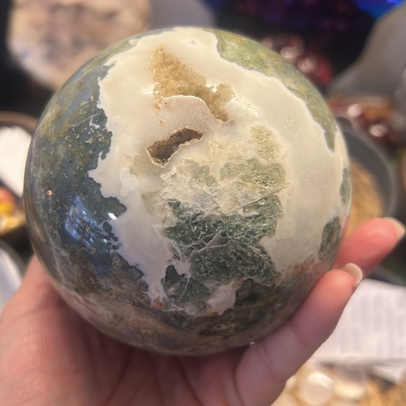 Moss agate sphere - Picture 7 of 8